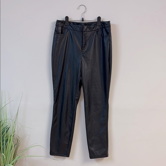 Noisy may NMANDY MONI PU HW ANKLE Black Faux Leather Pants size L - Picture 2 of 5